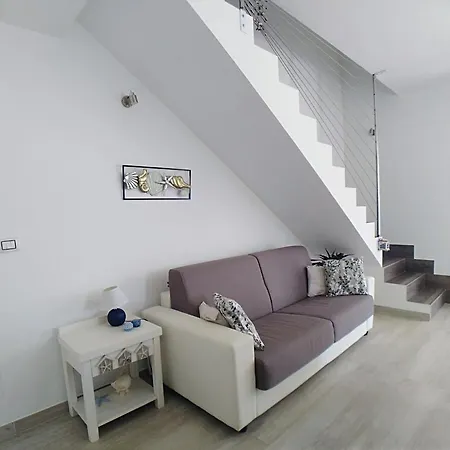 Villatulus Ferienhaus Reitani